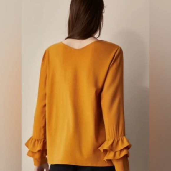 Massimo Dutti Mustard Blouse | Size L - Picture 2 of 9